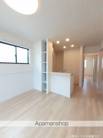 ロータス三室 Fの内装写真