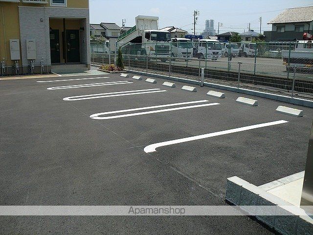 レーヴ・ルルのその他写真