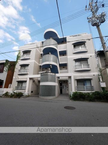 成起マンションの外観写真