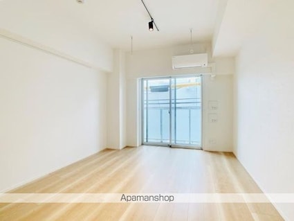 ＹＯＵ　Ｉ　ＣＯＵＲＴ[1K/25.25m2]のリビング・居間1