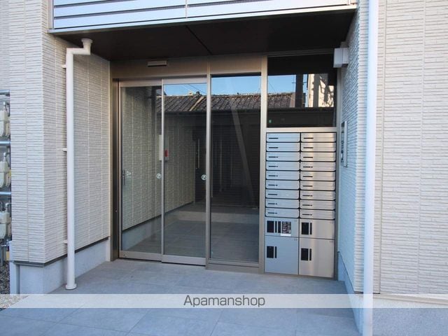 メゾン宝町の玄関写真