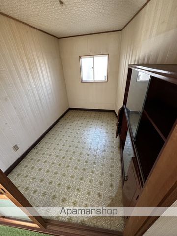 三原市 2階建 築55年の内装写真