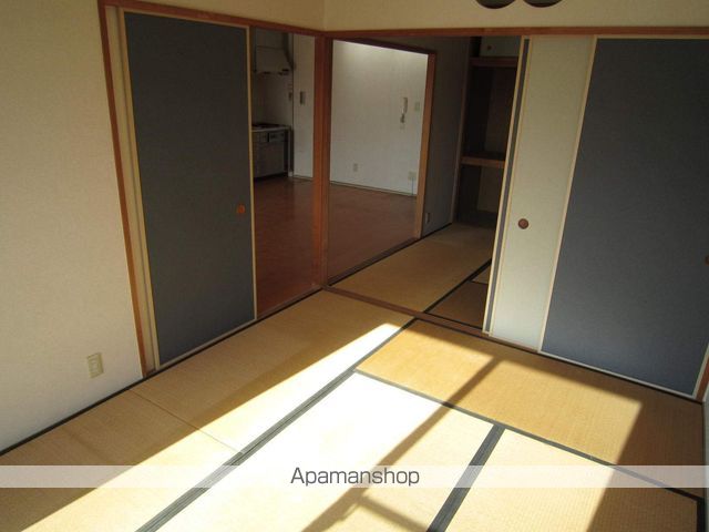 プリムローズ岸和田の内装写真