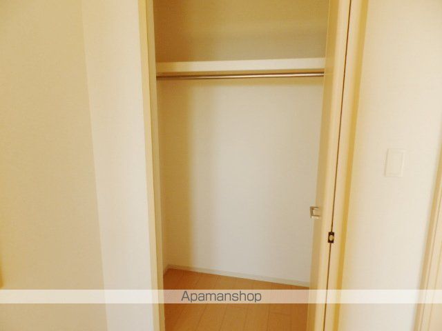 エルカーサ IIIの内装写真
