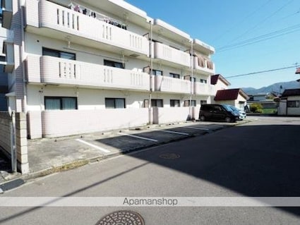 ステージ城西[2DK/39.96m2]の駐車場