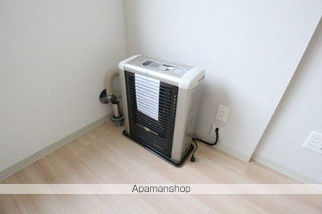 EFFICIENT栄通の内装写真
