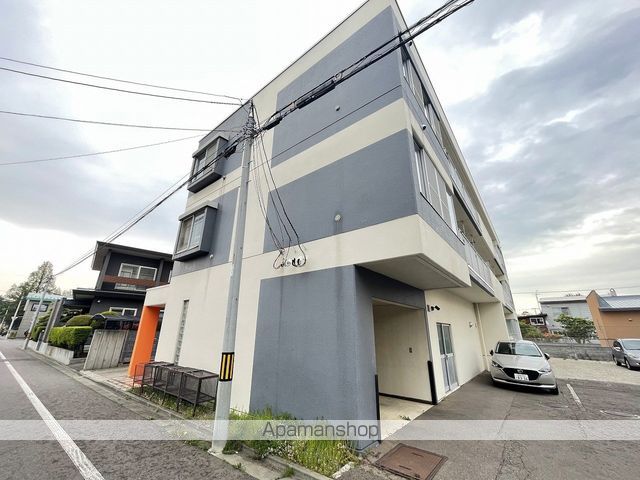 松陰町ハイムの外観写真