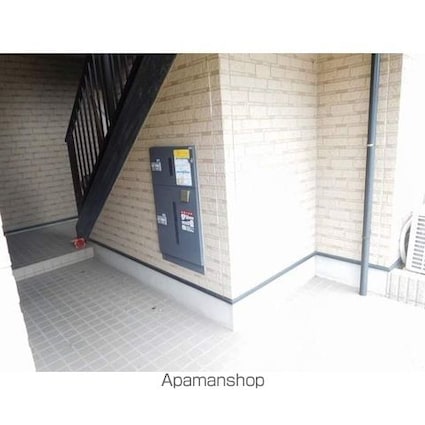 愛媛県松山市北井門５丁目[2LDK/55.9m2]のエントランス1