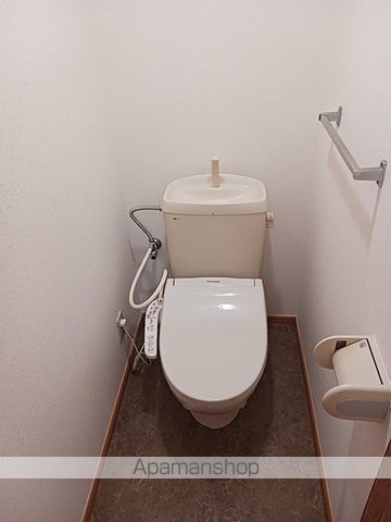 クレストヒルズ Dの内装写真