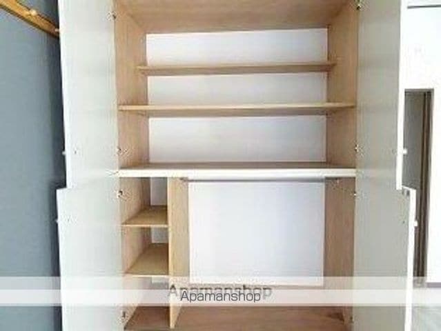 ラピスラズリVの内装写真