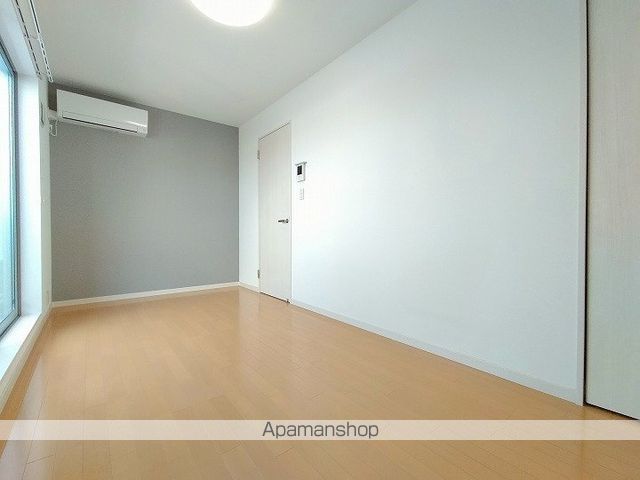 レジア内本町の内装写真