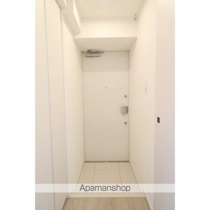 コンフォリア日暮里[2LDK/55.09m2]の玄関