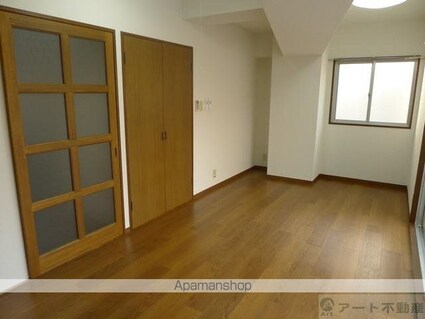 グリーンフォレスト坂の上[1R/24.96m2]のリビング・居間