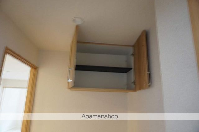 フィユフラッツ中桜塚の内装写真