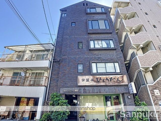 シャイングレード岩田の外観写真