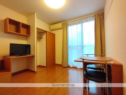 レオパレスおうみ[1K/21.81m2]のリビング・居間