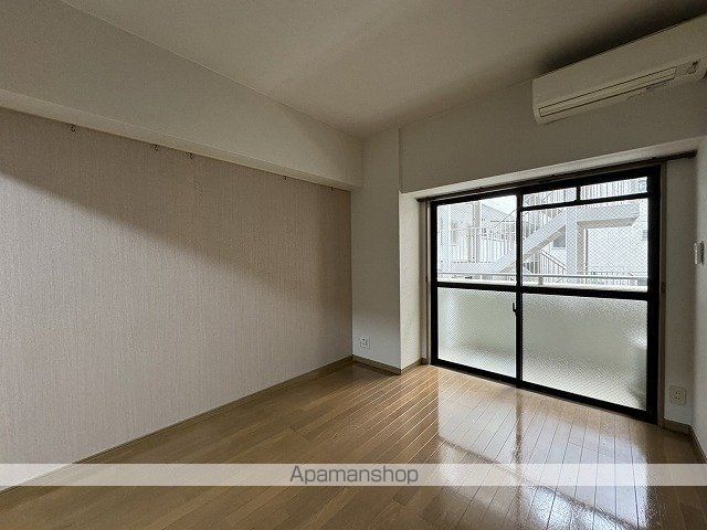 ラフィネ堺町の内装写真