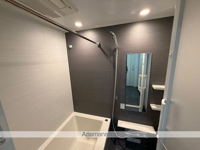 プレミアム菱屋西の内装写真