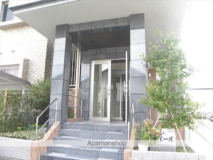 テル・クレール[2LDK/52.08m2]のエントランス