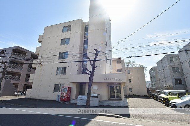 プラチナマンション北21条の外観写真