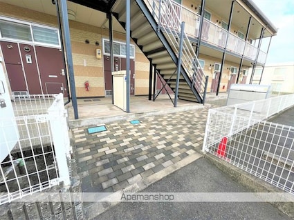 レオパレス敬愛[1K/20.28m2]のエントランス3