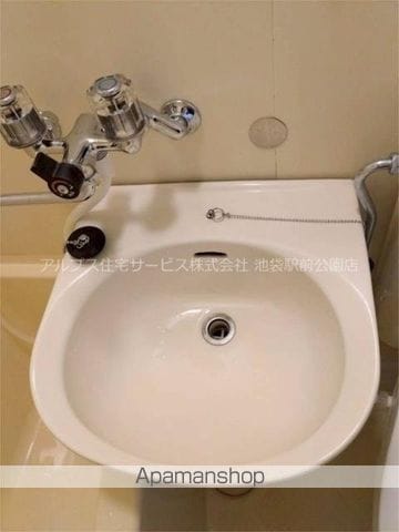 アーバンコロニー滝野川の内装写真
