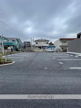 ルミネ中央[2LDK/54.89m2]の駐車場