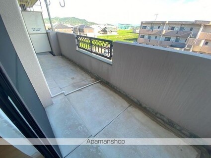 ローザ・クオーレⅠ[2LDK/60.97m2]のバルコニー