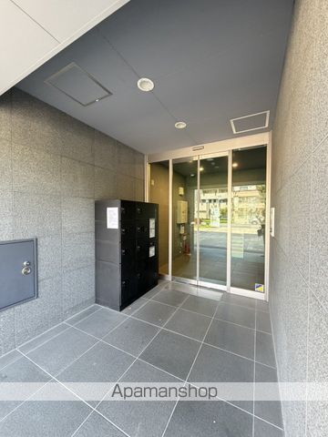 TRIBUTE CENTRALの玄関写真