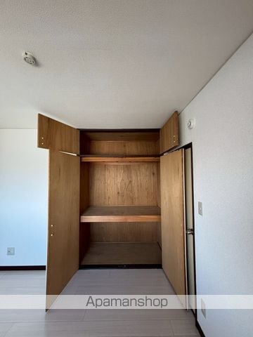 レイクハイツ当知の内装写真