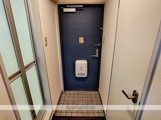 FONTE六枚の内装写真