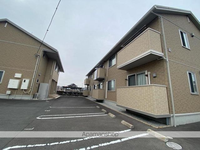 アヴニール・S B棟の外観写真