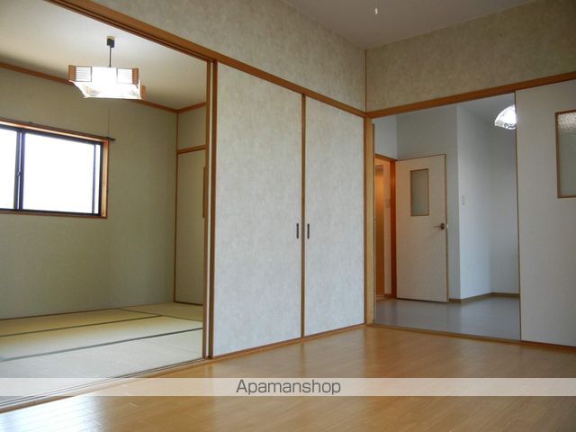 マンション吉の内装写真