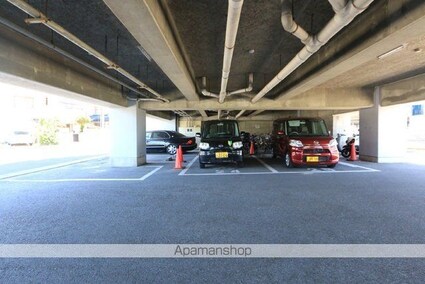 ＡＣＴＹ梅本Ⅱ[3LDK/75.7m2]の駐車場