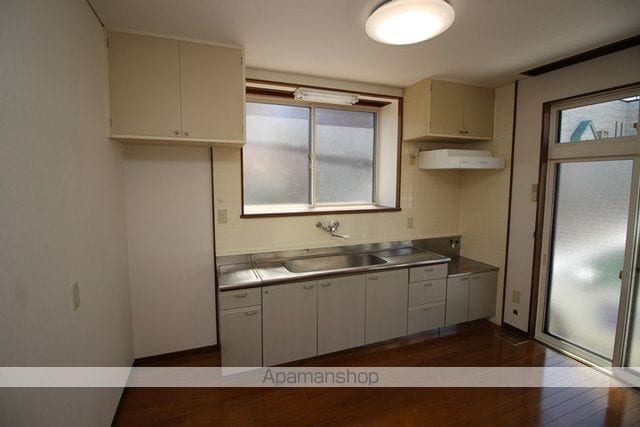 detached 青森県青森市金沢２丁目5-9

地図を見る