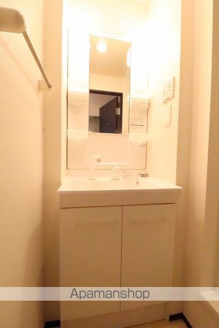 クレイノフロンティアIIIの内装写真