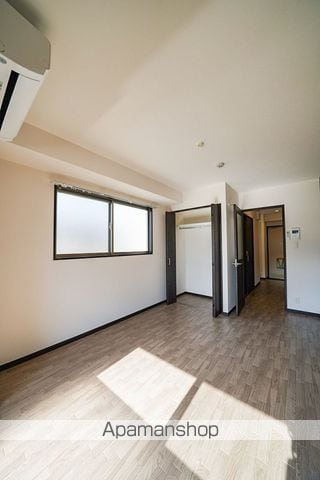 みおつくし西梅田IVの内装写真