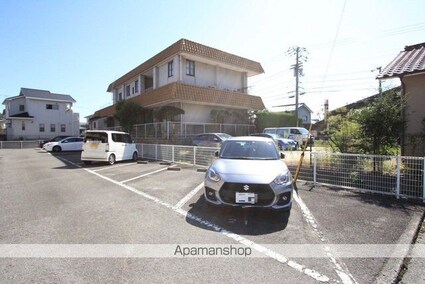 コーポパークサイド　Ｄ棟[3DK/53.46m2]の駐車場