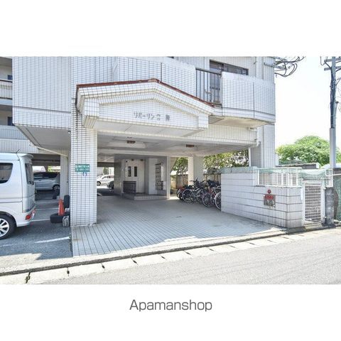 ヒカリノ宮ノ陣の玄関写真