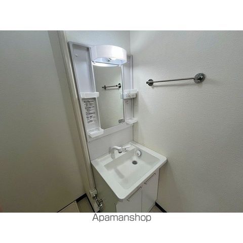 ヤマサン五十鈴 A棟の内装写真