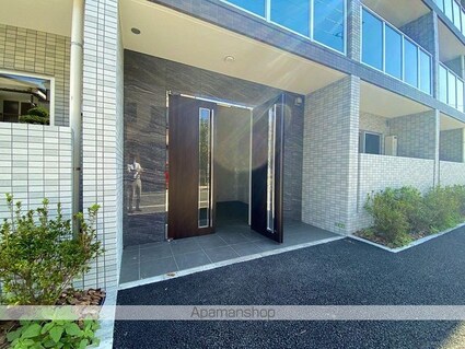 東京都足立区一ツ家３丁目[1LDK/40.41m2]のエントランス