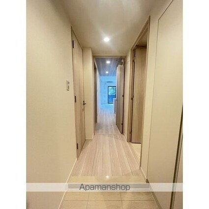 コンフォリア・リヴ文京護国寺[2LDK/53.7m2]の玄関