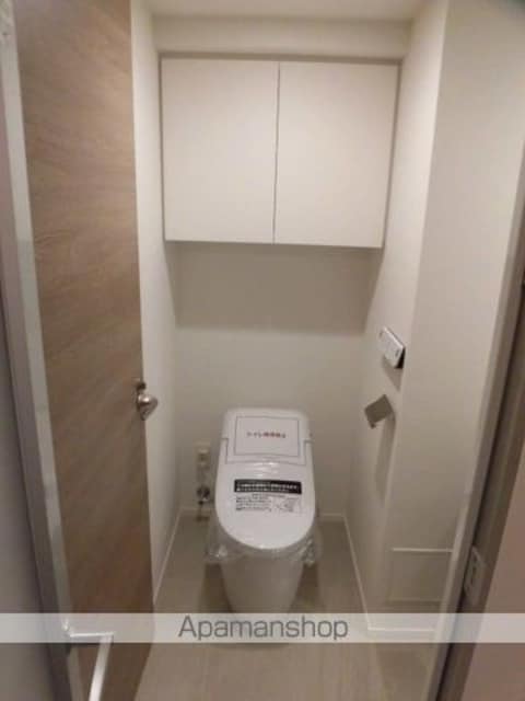 ザ・パークハビオ三軒茶屋テラス[1K/25.48m2]のトイレ