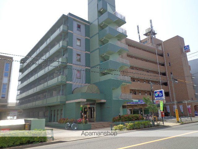 府中市本宿町のマンションの外観1