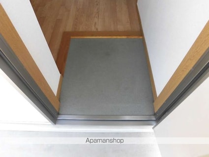 カーサラルジュ[1LDK/39.75m2]の玄関