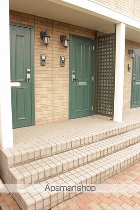 サンローズコート[2DK/50.8m2]のエントランス