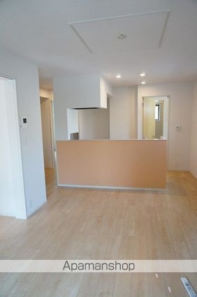 ヴィル　クラージュⅢ[1LDK/50m2]のリビング・居間