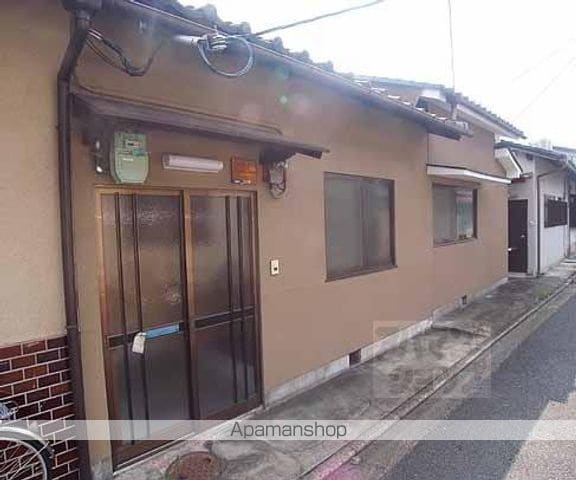 西院春栄町貸家の外観写真