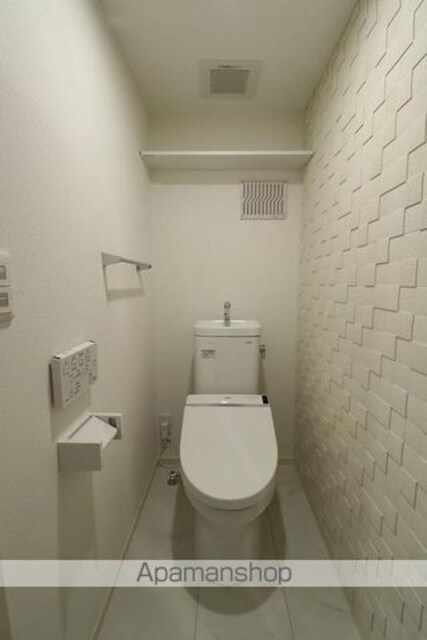 カーサ　フィオーレ小竹町[1LDK/40.85m2]のトイレ