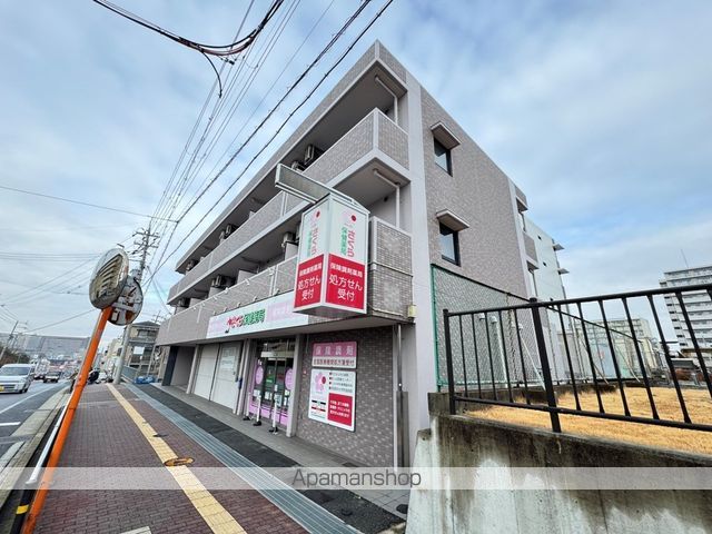 メゾンニュアージュの外観写真